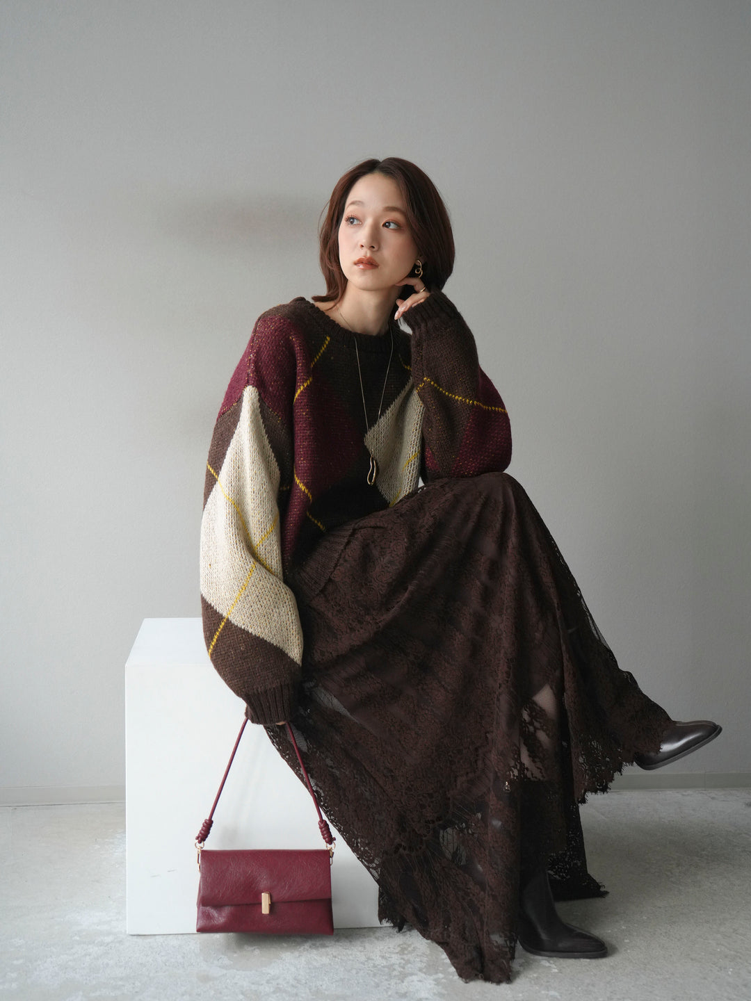 [SET]配色ステッチアーガイル柄ニットプルオーバー+ヴィンテージライクメッシュレーススカート(2set)