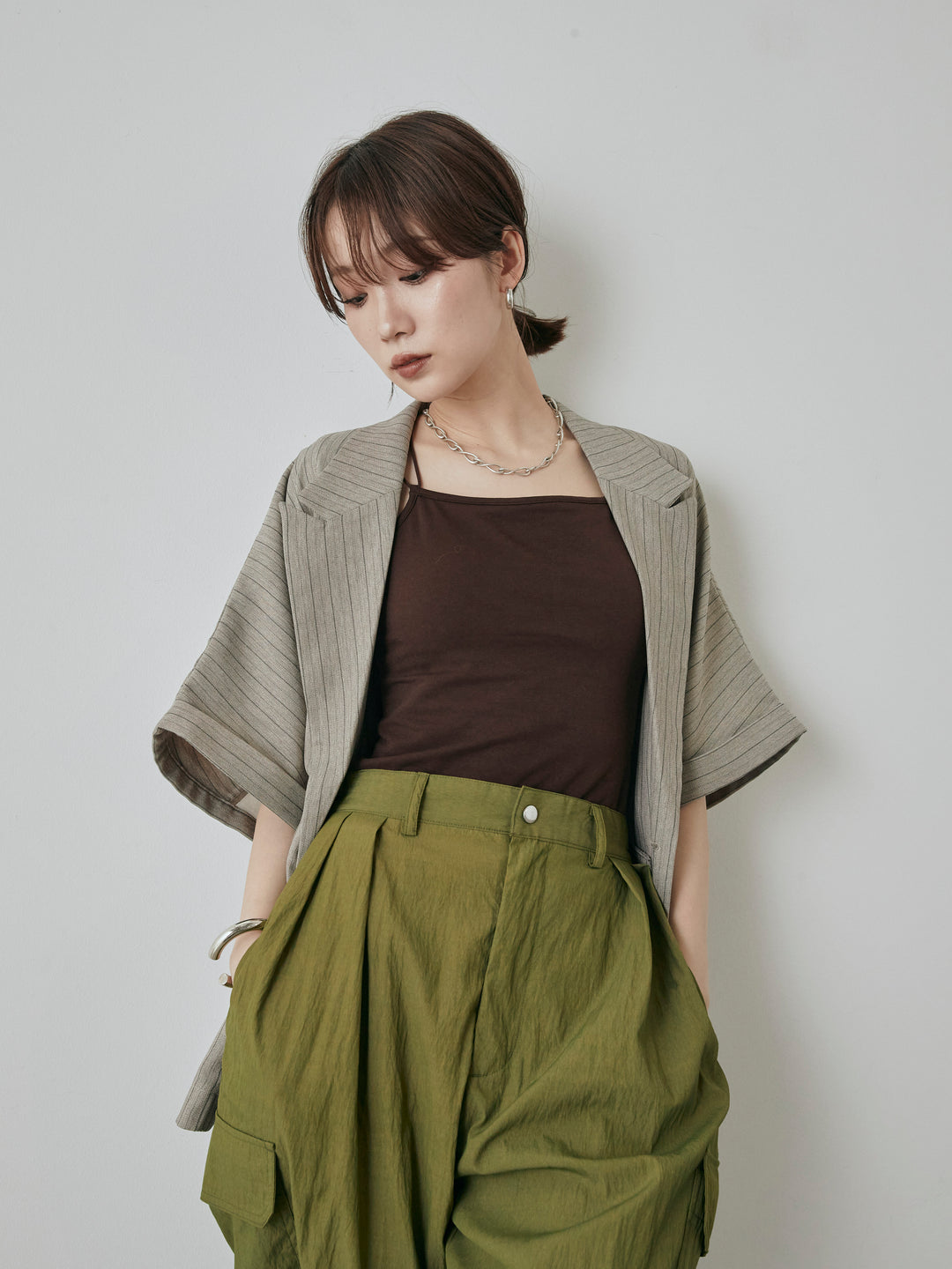 [予約]バックオーガンジーヘリンボーンストライプハーフジャケット/グレージュ