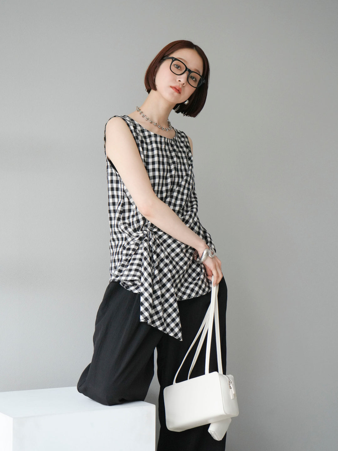 [SET] 前裹式無袖上衣+麻質下擺回型寬褲（2件組）