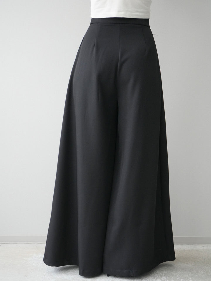 [予約]テープベルトタックバギーパンツ/black