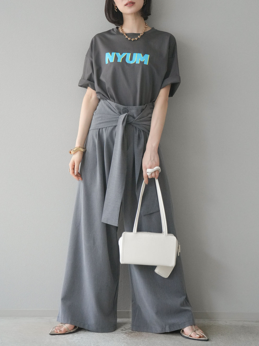 [預訂]“NYUM”標誌印花乾爽觸感棉質T卹/炭灰色