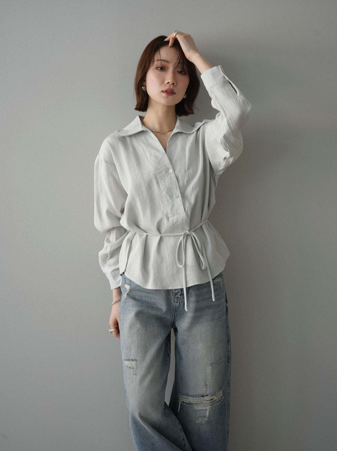 [SET]Vネック変形ラインシャツ+選べるアクセセット(2set)