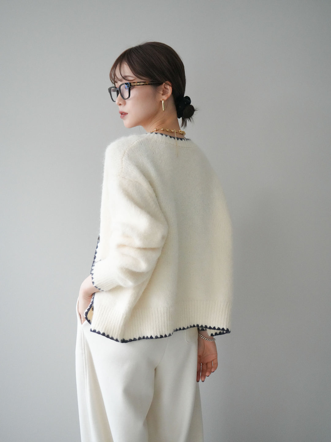 [SET]三角ステッチニットカーディガン+選べるアクセセット(2set)