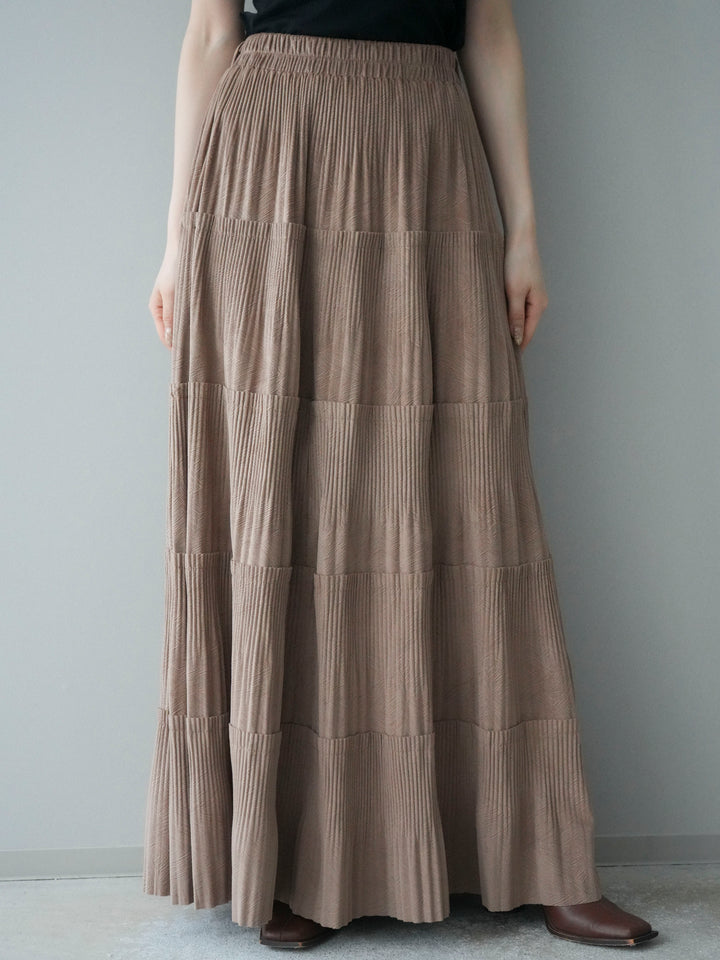 [予約]型押しスエードティアードプリーツスカート/beige