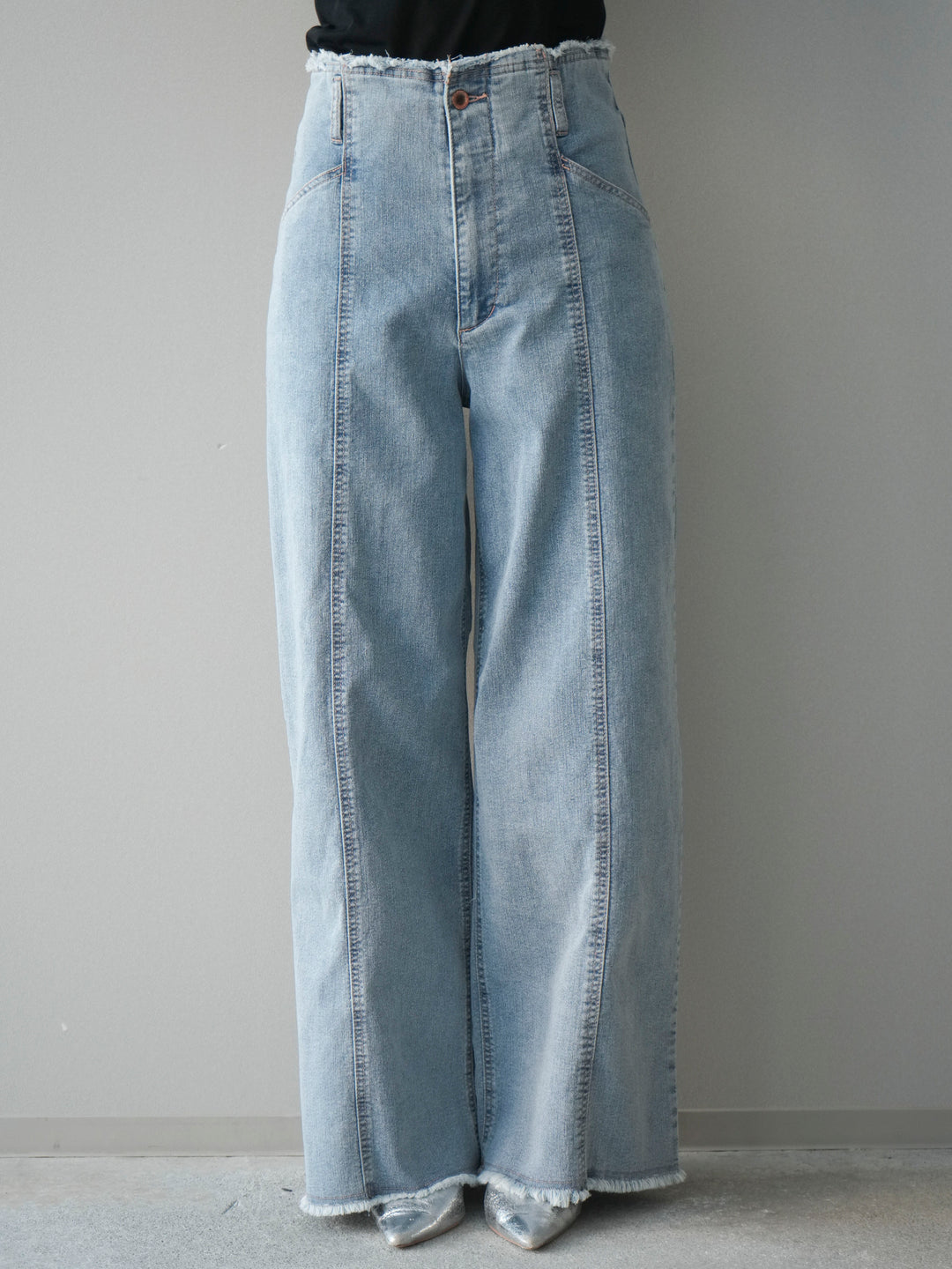 [予約]センターステッチストレッチカットオフデニムパンツ/bleach