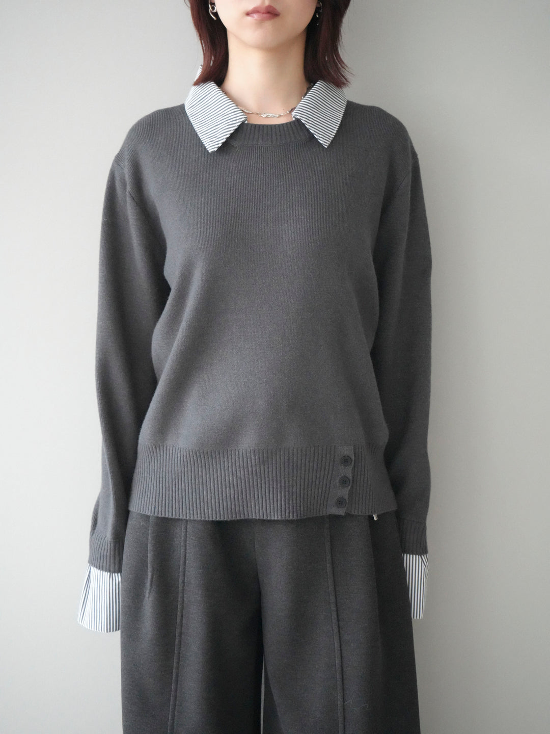 [予約]シャツドッキングデザイン裾ボタンニットプルオーバー/gray