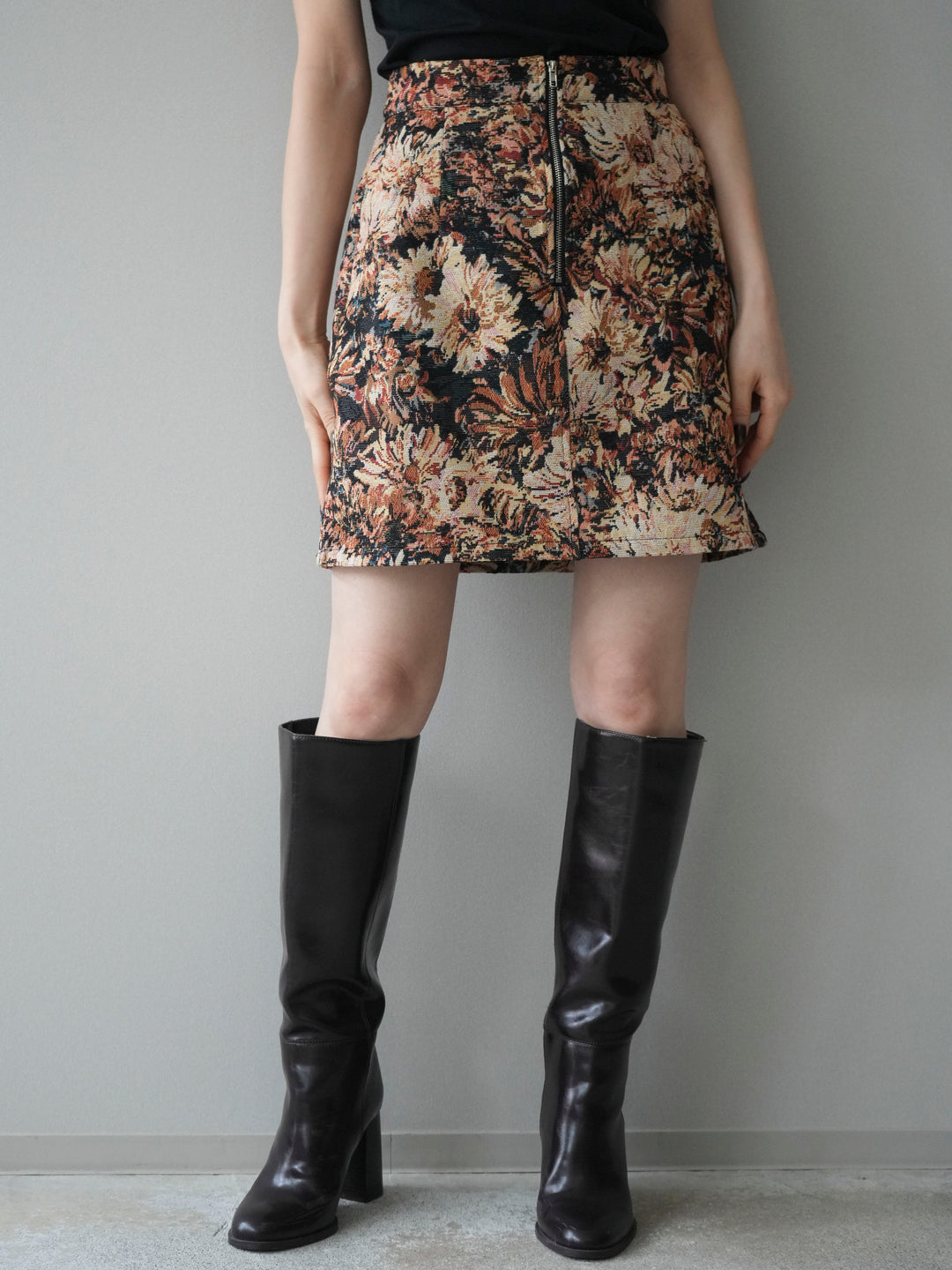 [予約]フロントZIPアソート柄ミニスカート/beigebigflower