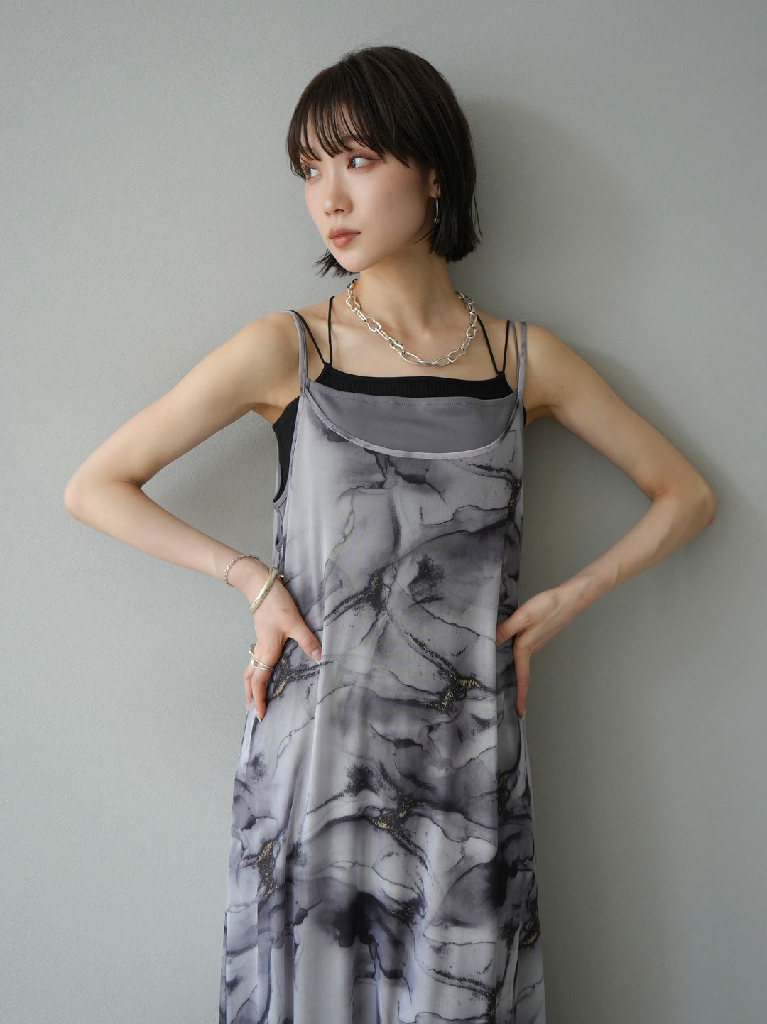 [Pre-order] Nuanced Pattern Tulle Layered Cami Dress/Black