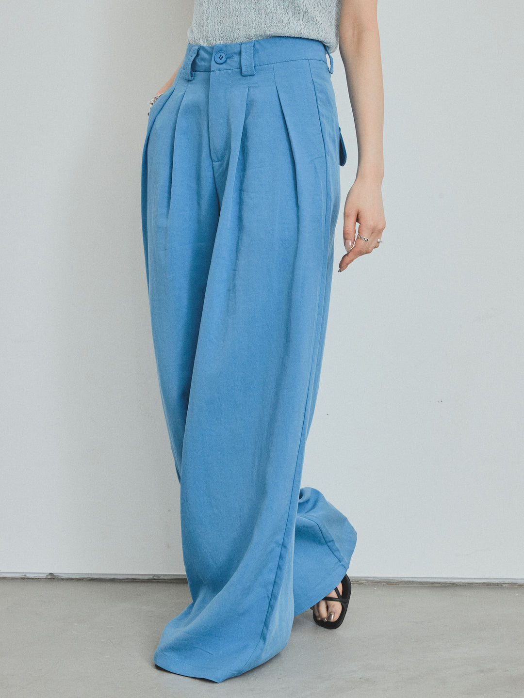 【預訂】亞麻觸感褶邊闊腿褲/藍色