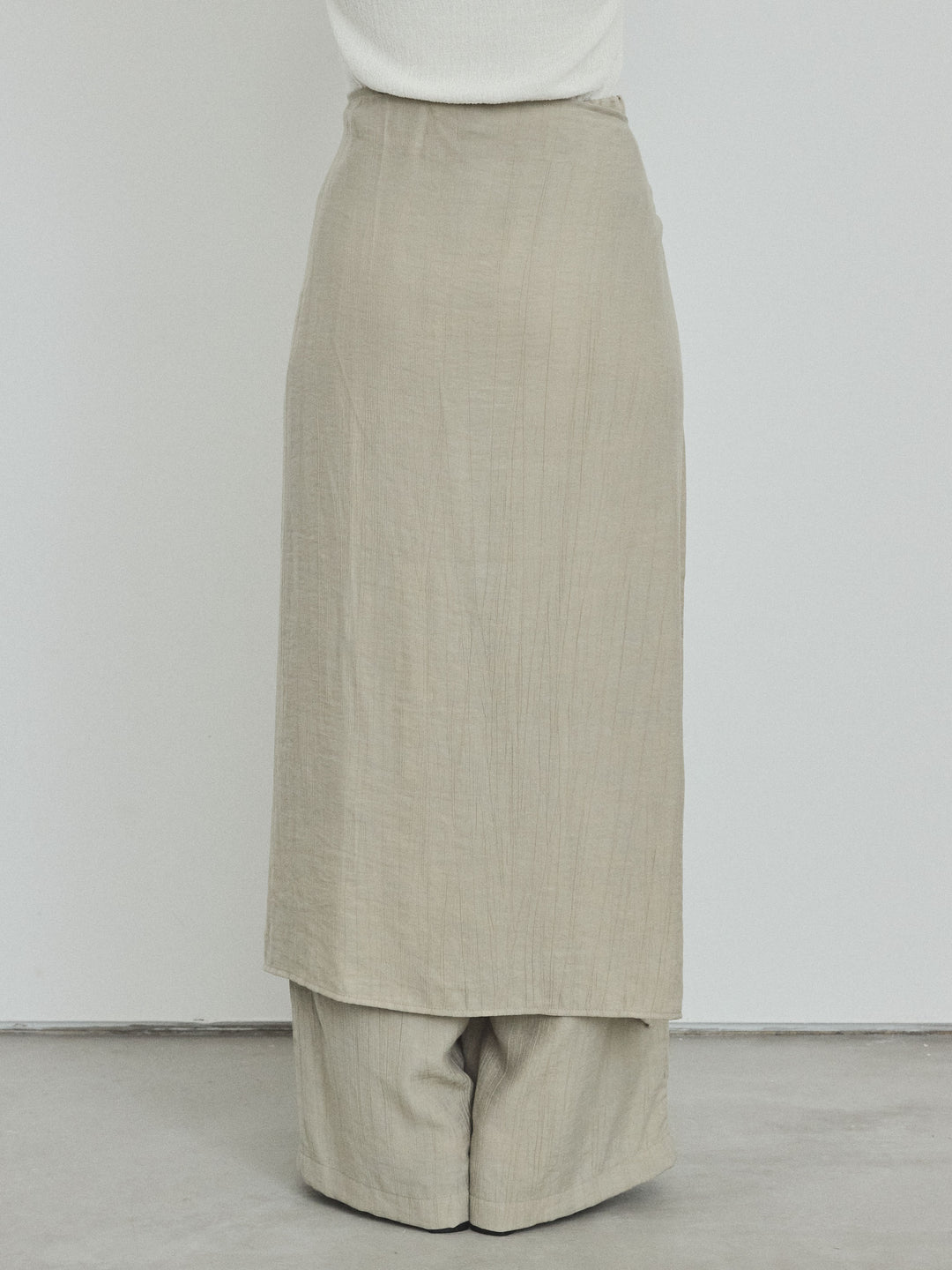 [予約]ワッシャーサテンレイヤードスカートパンツ/カーキベージュ