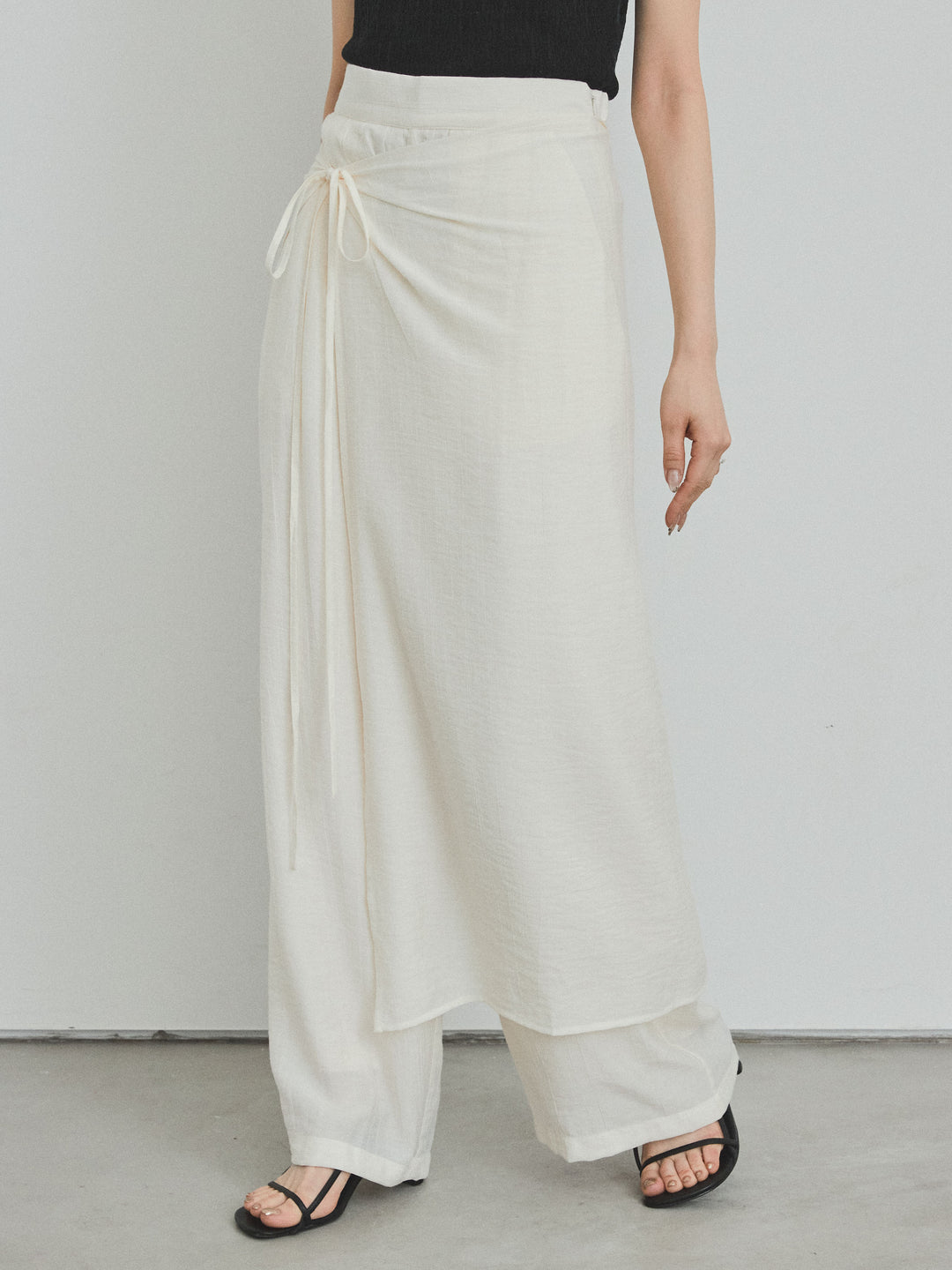 [予約]ワッシャーサテンレイヤードスカートパンツ/アイボリー