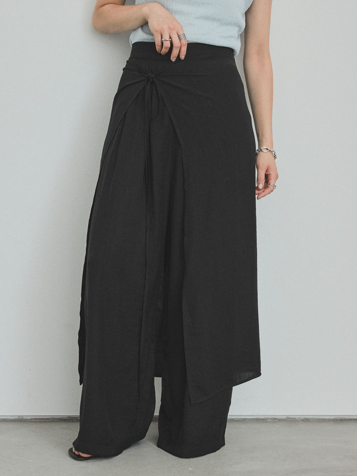 [予約]ワッシャーサテンレイヤードスカートパンツ/ブラック