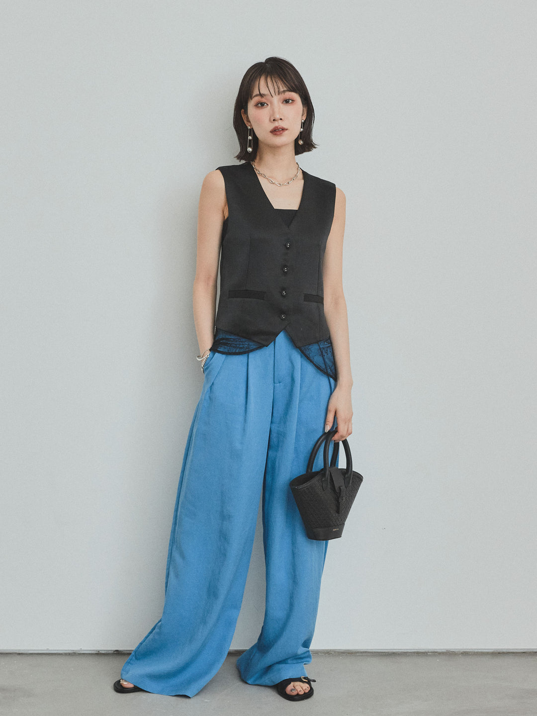 [SET]サテン×レース切替ベスト+リネンタッチタックワイドパンツ (2set)