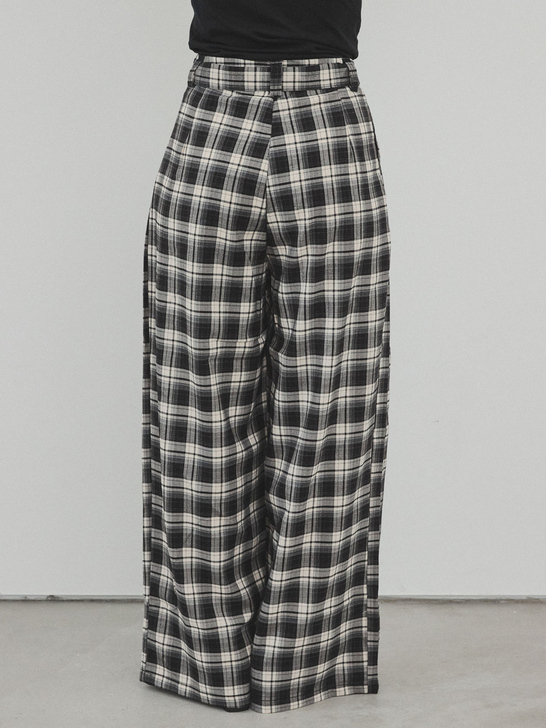 【預購】格紋寬褲/黑色