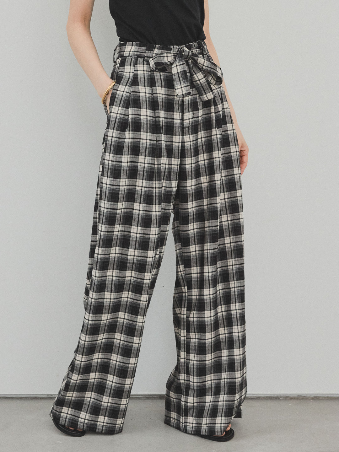 【預購】格紋寬褲/黑色