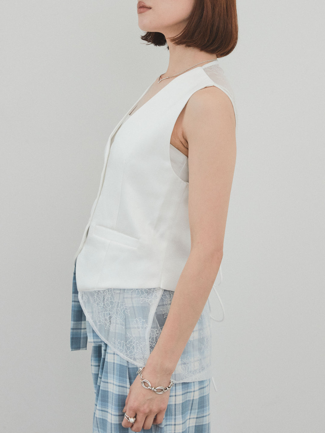 [予約]サテン×レース切替ベスト/ホワイト