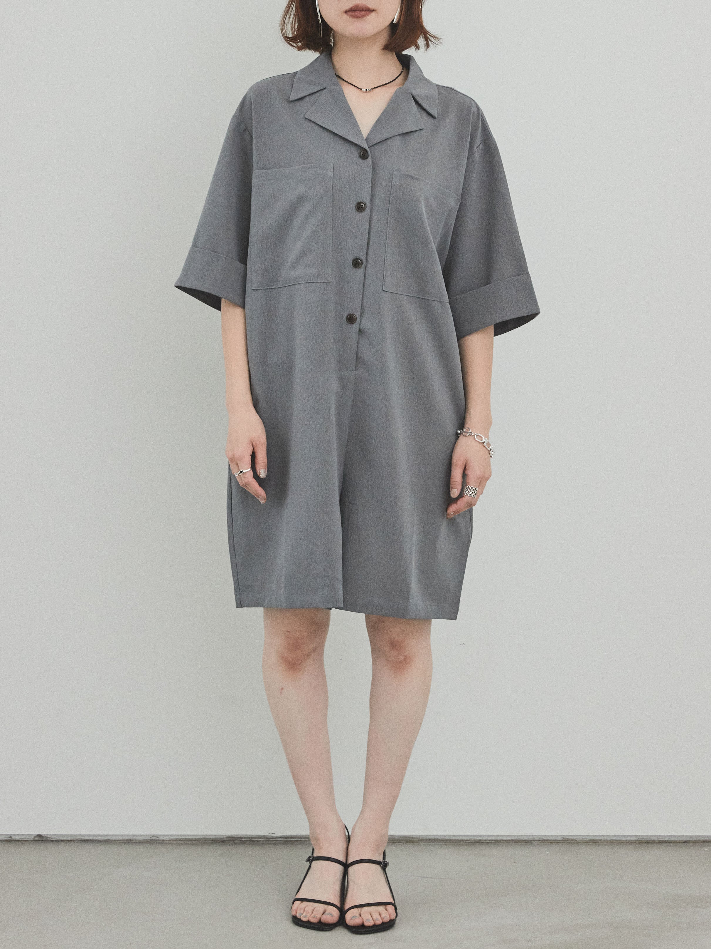 予約]クレープシフォンシャツロンパース/グレー – Lumier