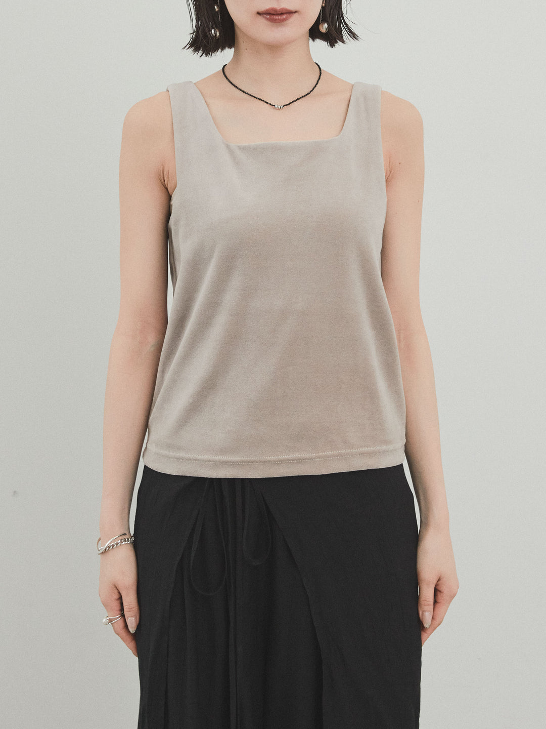 [預購] 方形天鵝絨背心/米白色