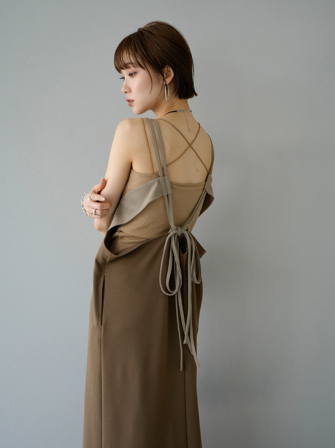 [Pre-order] Bicolor Layered Design Cami Dress/Mocha