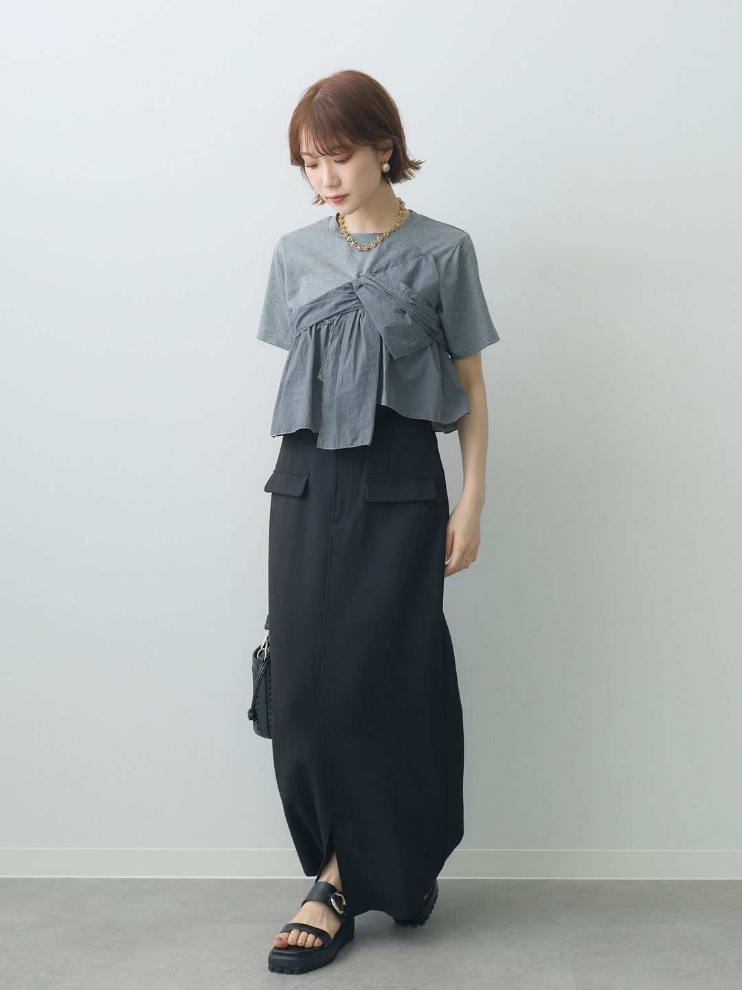 [SET]ナイロンドッキングツイストTEE +クレープデシンフラップ付きストレートスカート(2set)