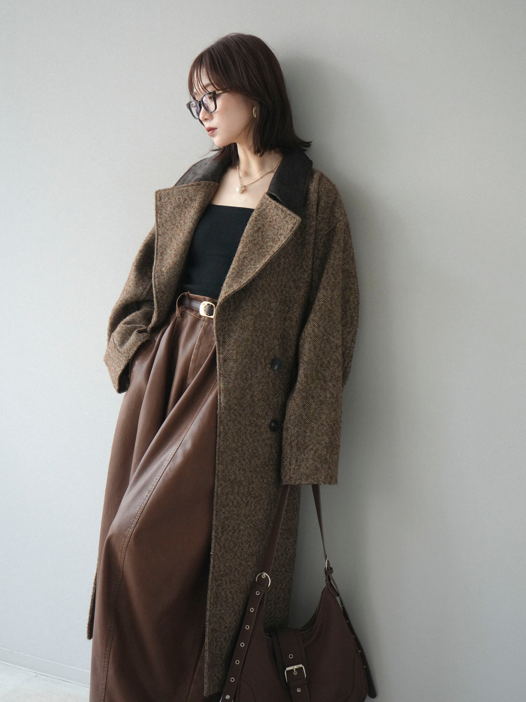 [予約]ネップヘリンボーンレザー襟チェスターコート/brown