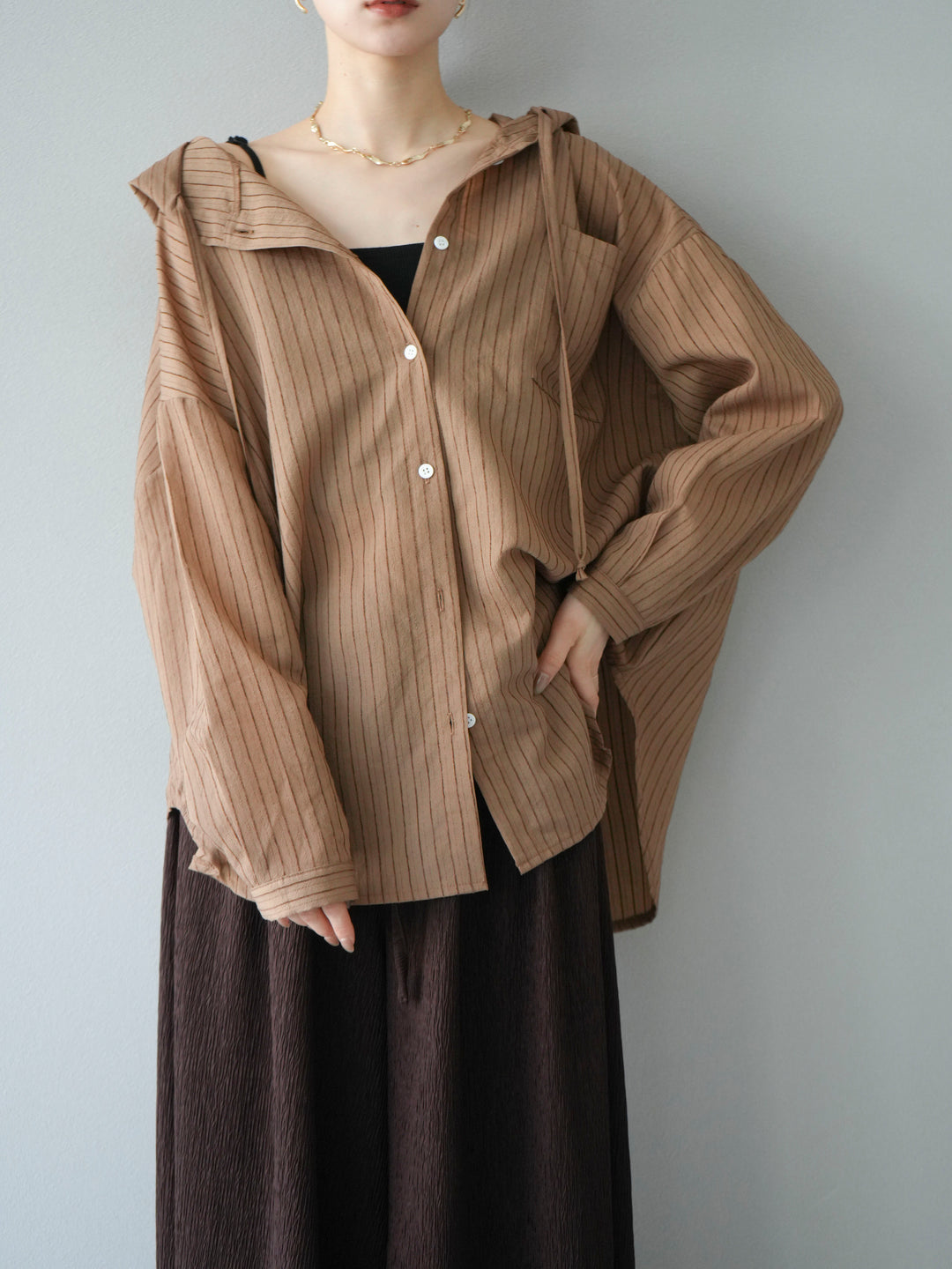 [予約]ワッシャーストライプフーディーシャツ/ブラウン
