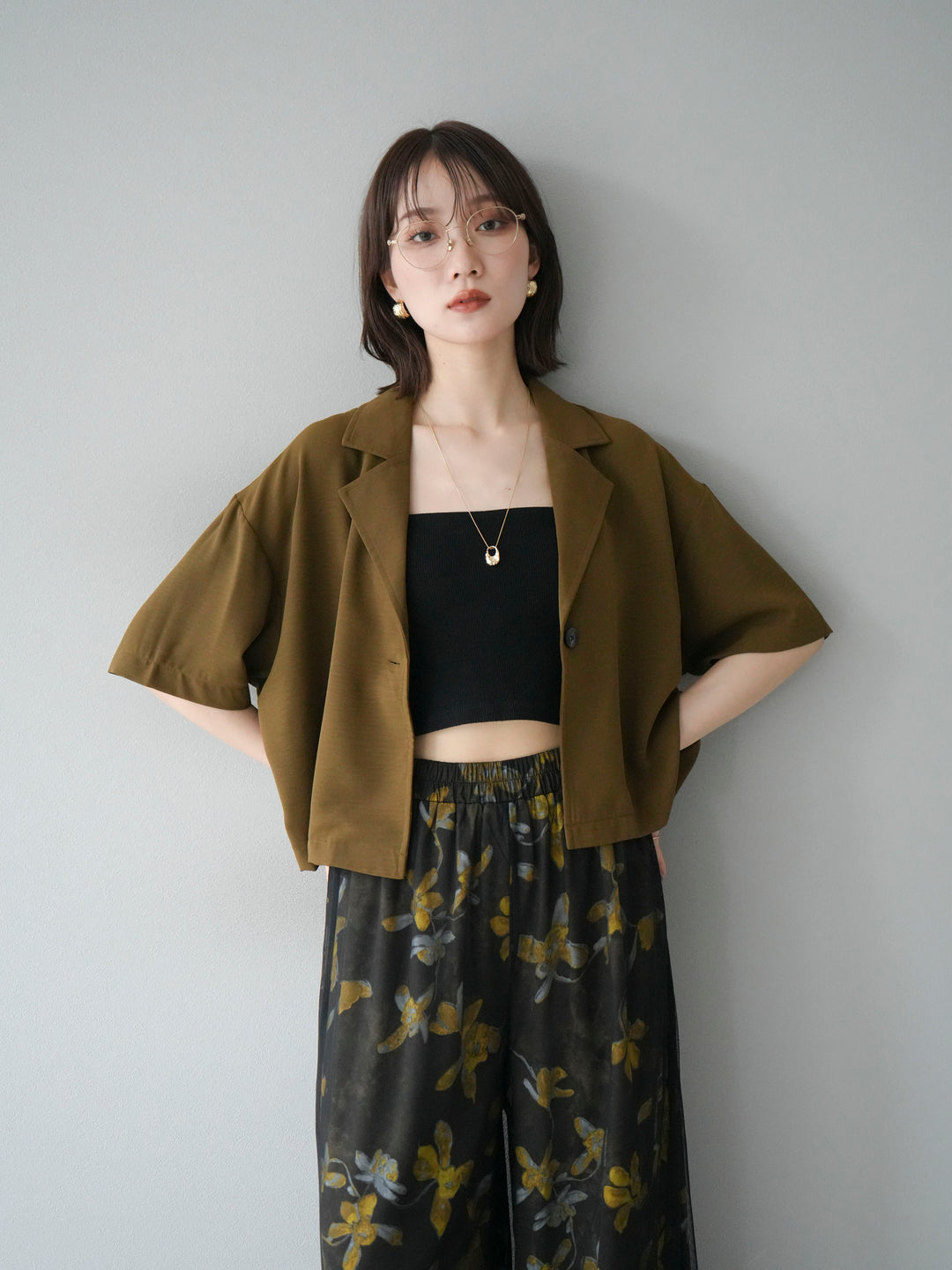 [SET]ハーフショートジャケット+フラワープリントチュールレイヤードパンツ(2set)