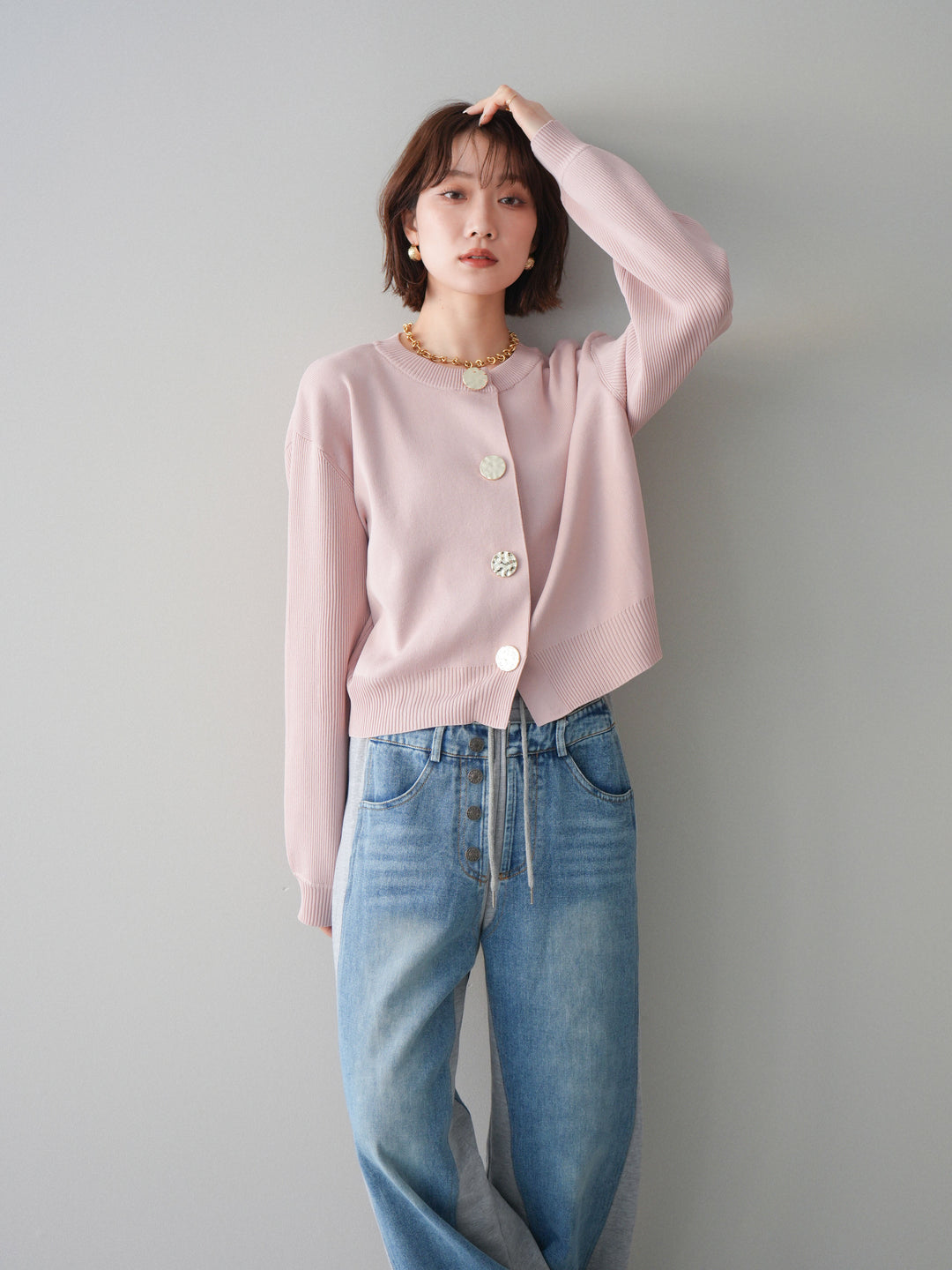 [SET]メタルボタンクルーネックニットカーディガン+デニム切替スウェットパンツ(2set)