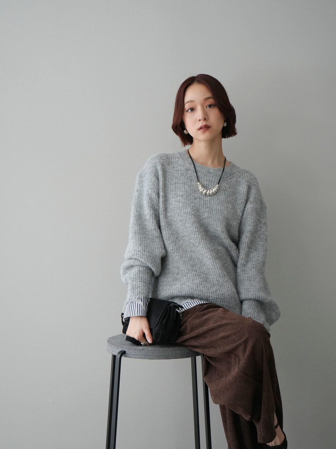 [SET]裾シャツレイヤードダメージニットプルオーバー+コーデュロイサイドタックコクーンパンツ(2set)