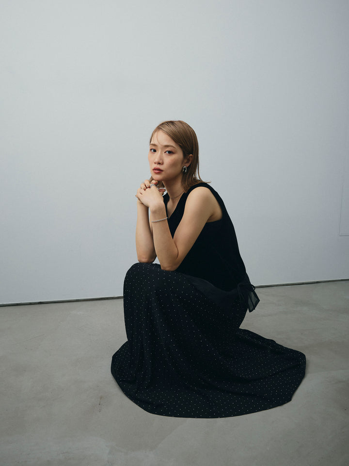 [予約]裾チュールベロアノースリーブプルオーバー/ブラック