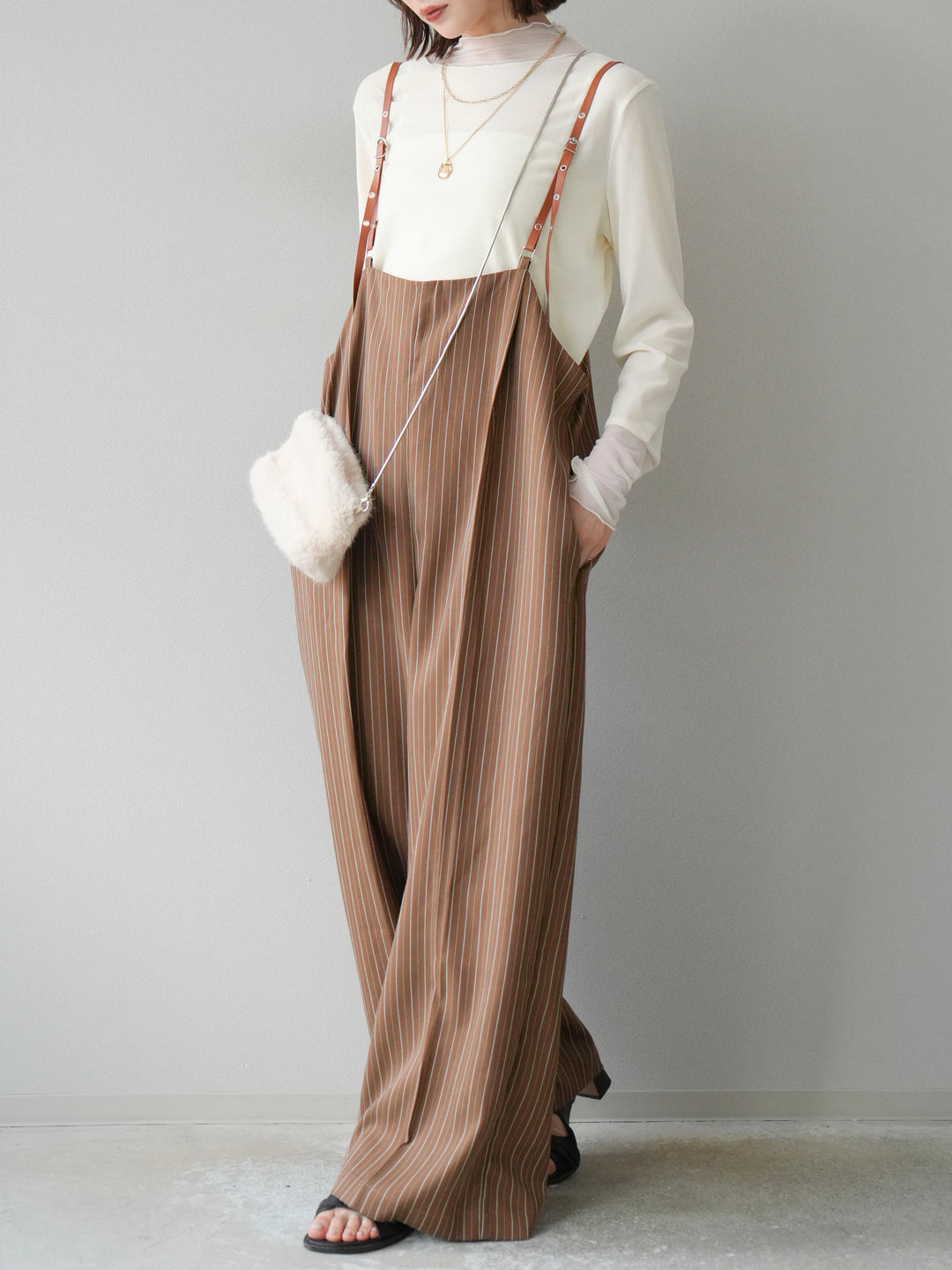 [SET]ヘリンボーンストライプサロペット+シアー切替ベロアトップス(2set)