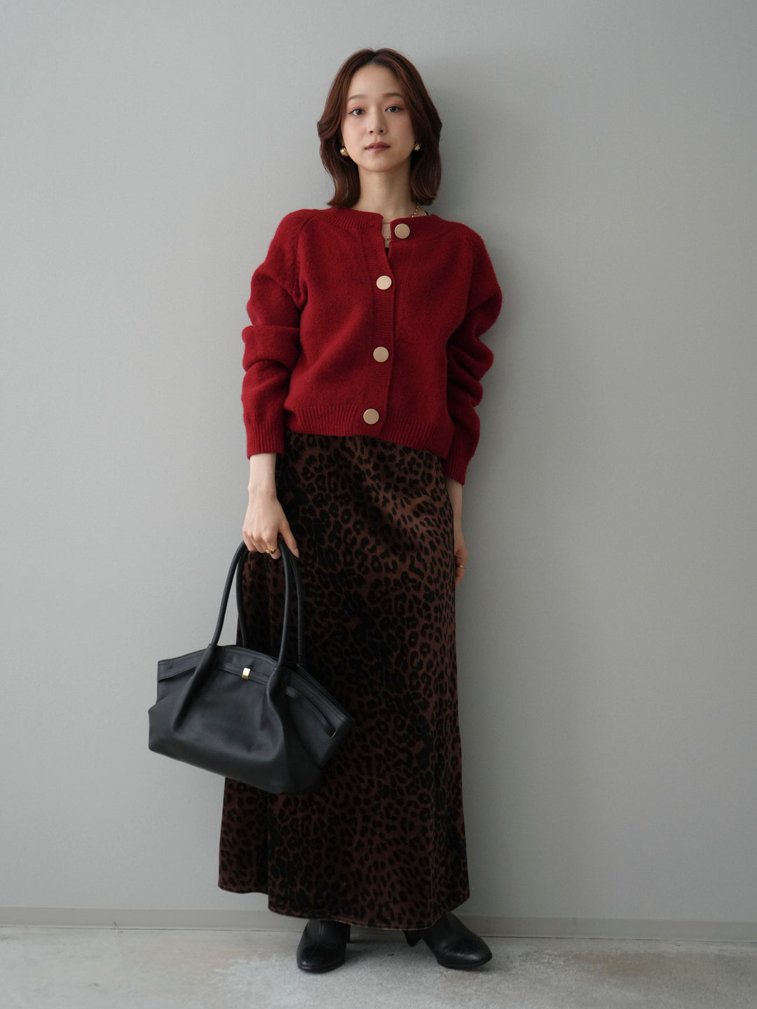 [SET]BIGボタンニットカーディガン+レオパードベロアナロースカート(2set)