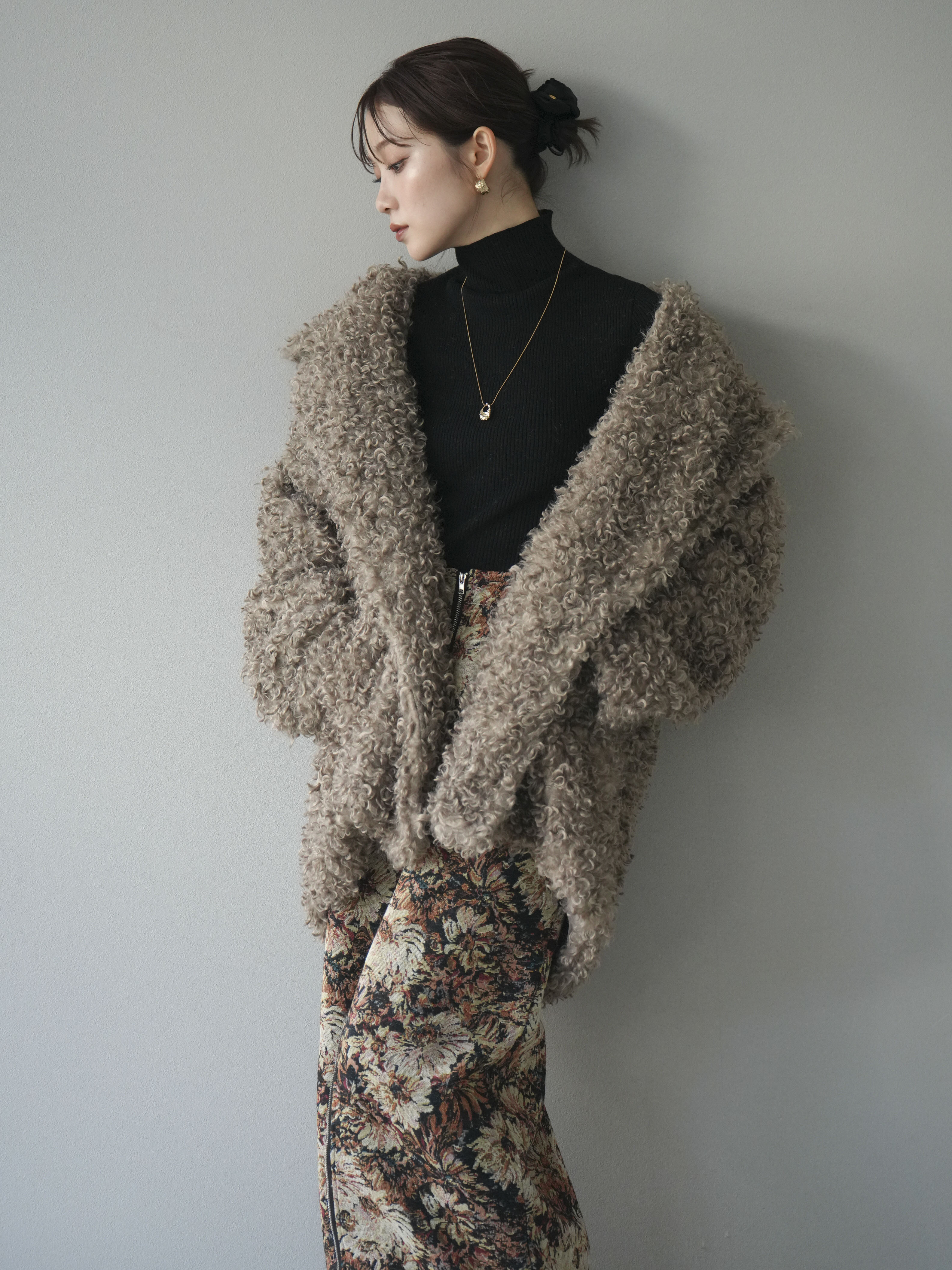 lumier✨完売品 新品プードルファーダブルミドルコート/beige 予約]プードルファーダブルミドルコート/beige – Lumier