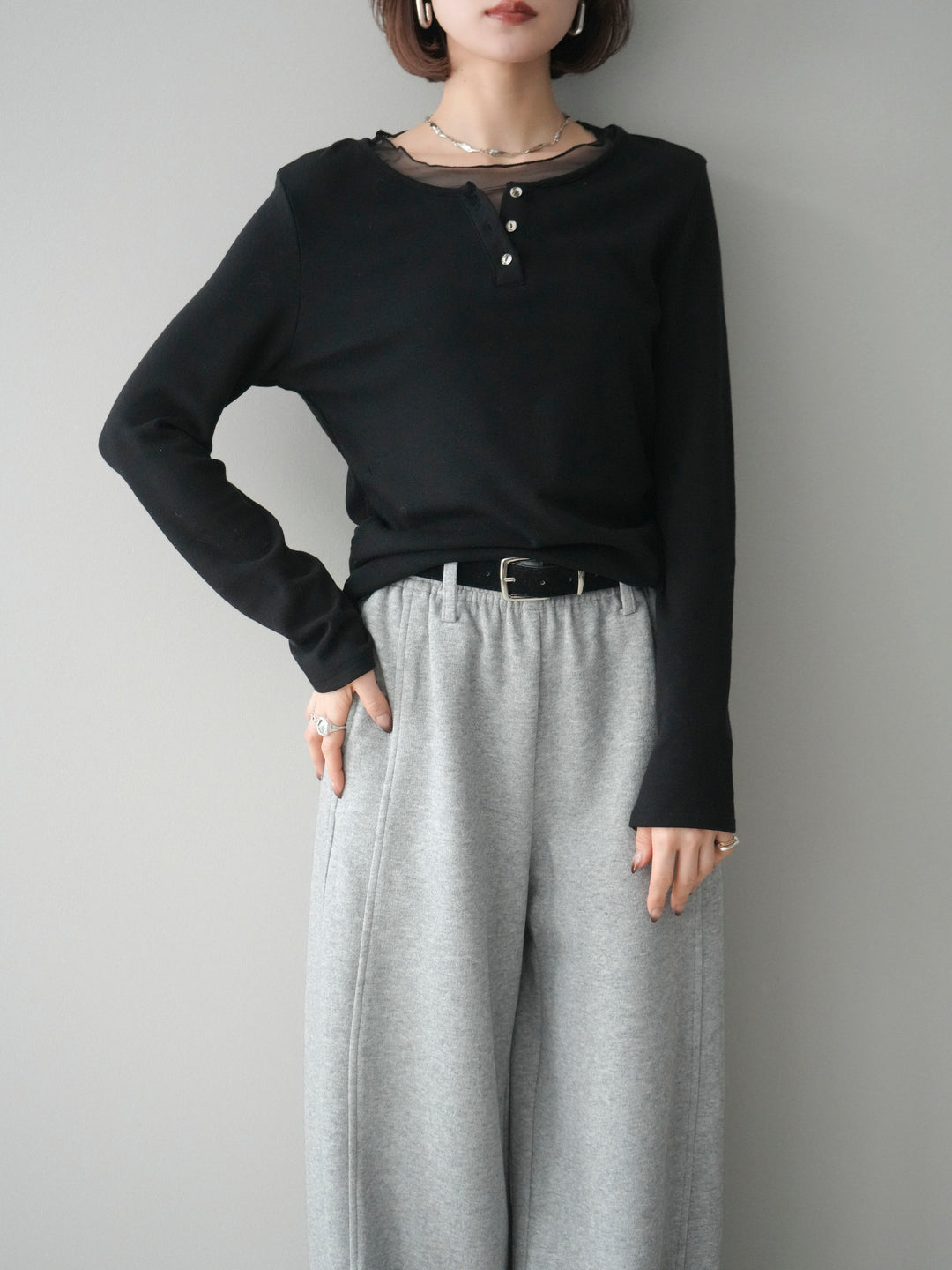 [予約]チュールレイヤードヘンリーネックカットソー/black