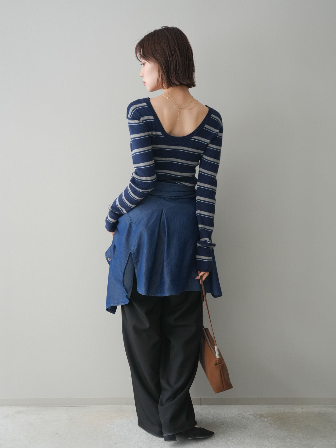 [予約]ウエストバイカラータックワイドパンツ/black