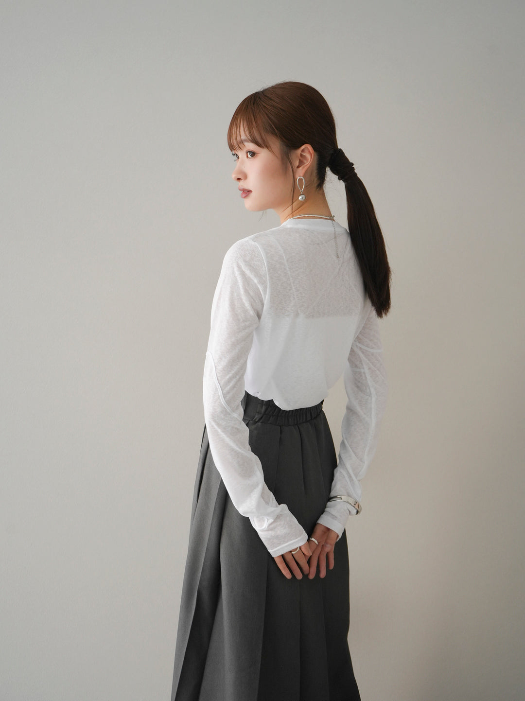 【預購】繩繡透視長袖T卹/米白色