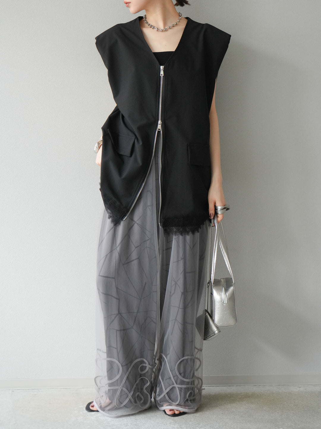 [予約]ビスコースサテンプリントタックイージーパンツ/チャコール