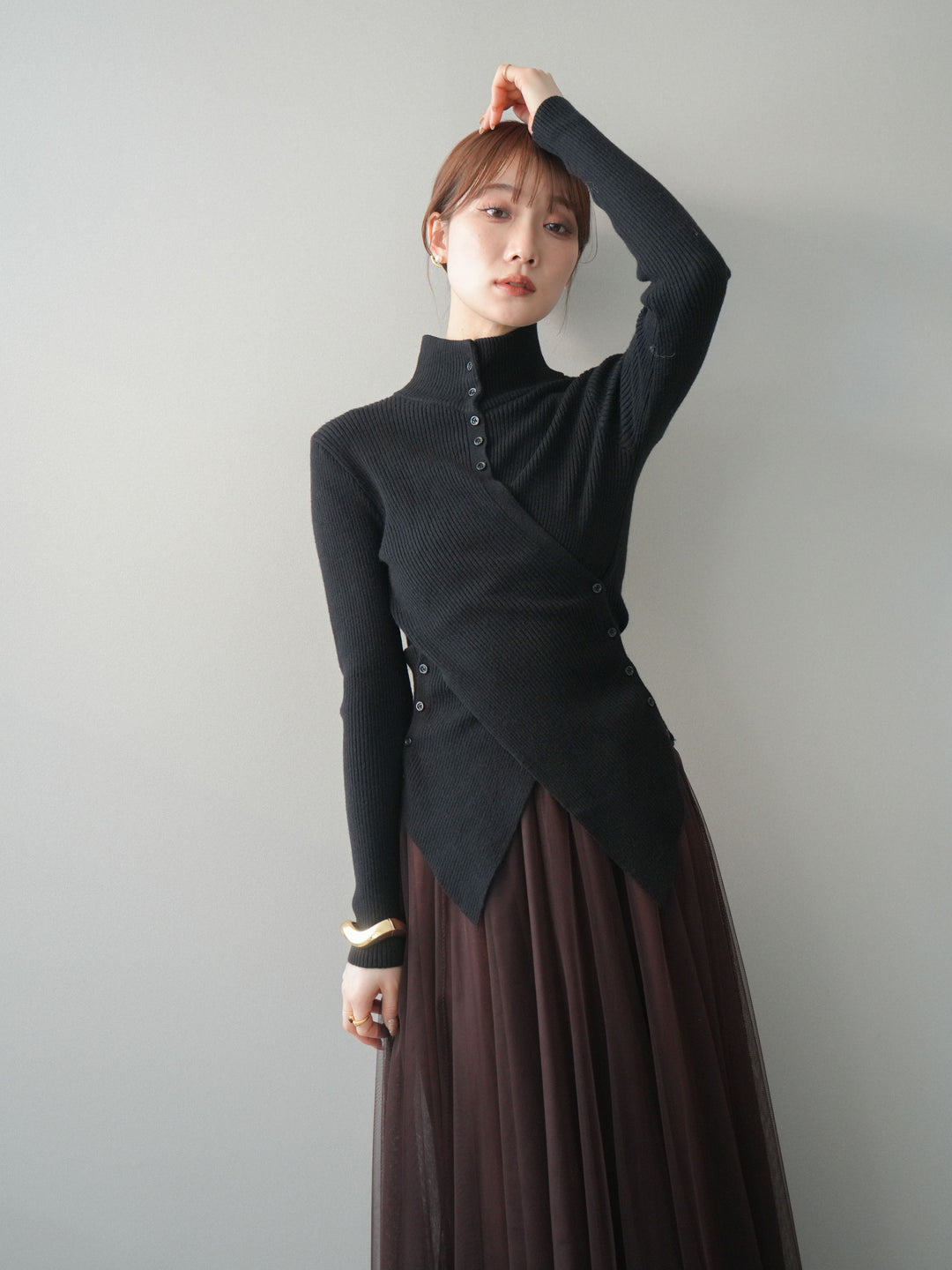 [予約]クロスデザインボトルネックリブニットトップス/black