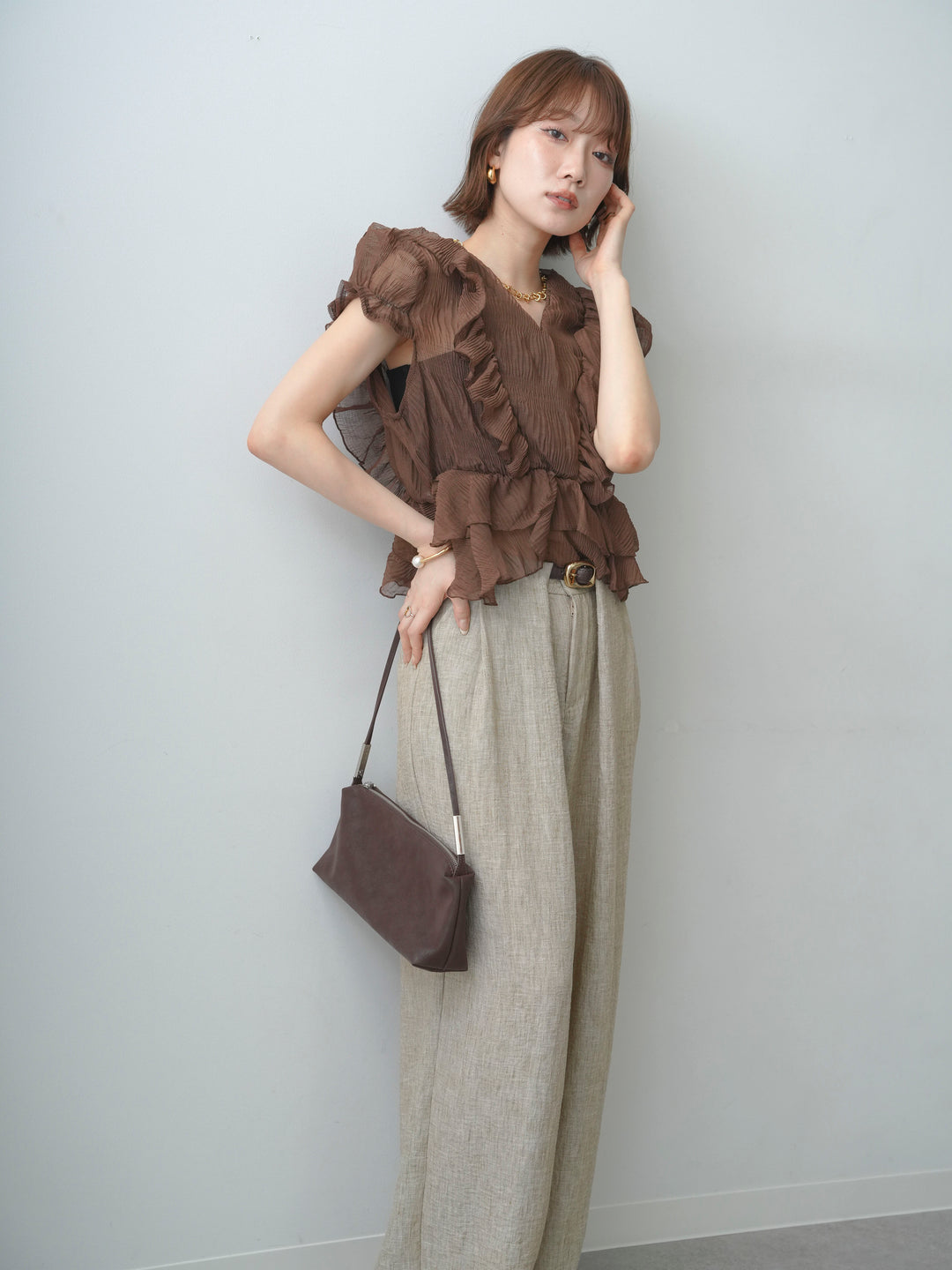 [予約]エアリー楊柳フリルペプラムブラウス/brown