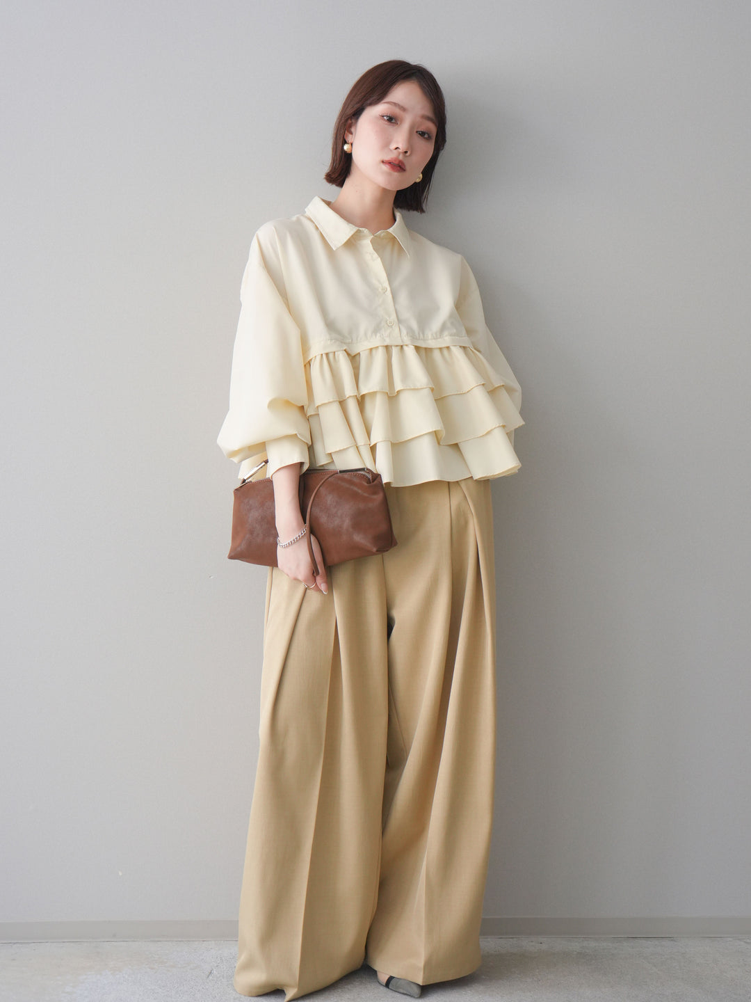 [SET]ブロードティアードショートシャツ+TRツイルデザインタックワイドパンツ(2set)