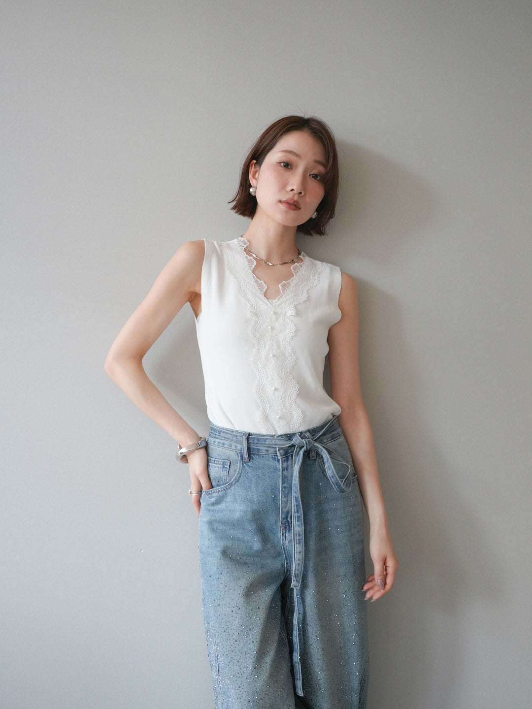 [予約]パールボタンニットタンクトップ/white