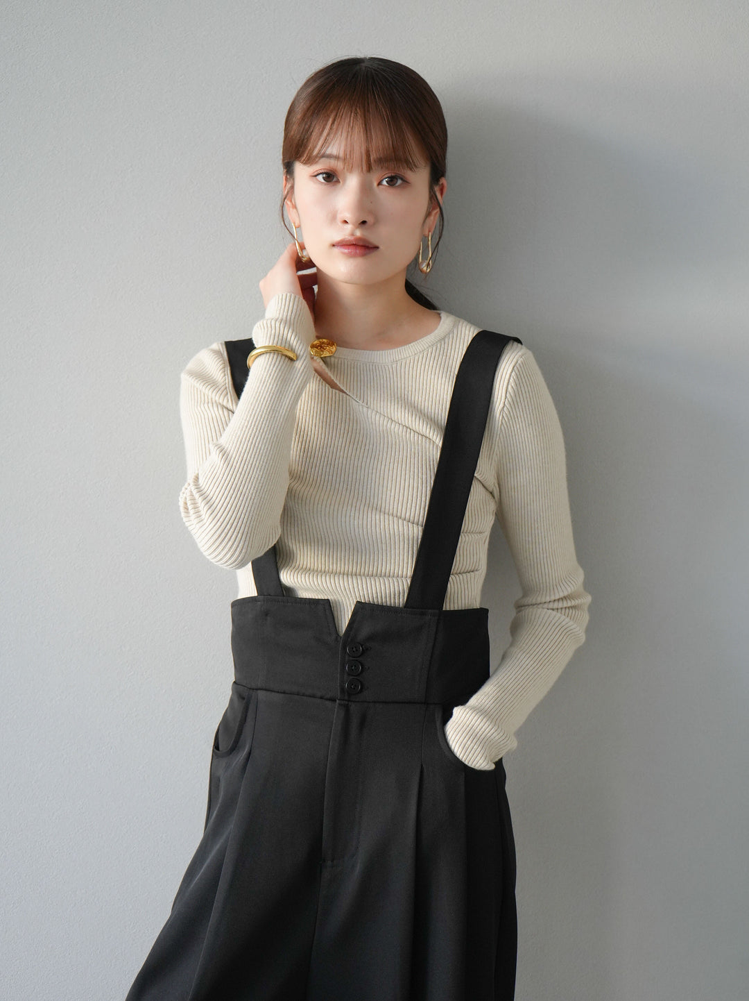 [予約]ゴールドモチーフデザインリブトップス/ベージュ