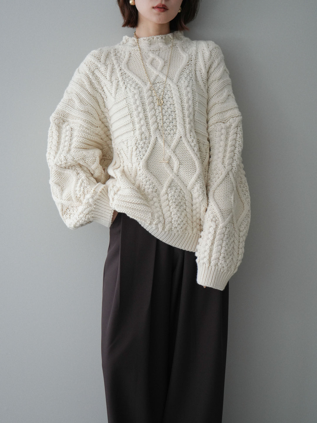 [SET]ケーブル編みモックネックニットプルオーバー+選べるアクセセット(2set)