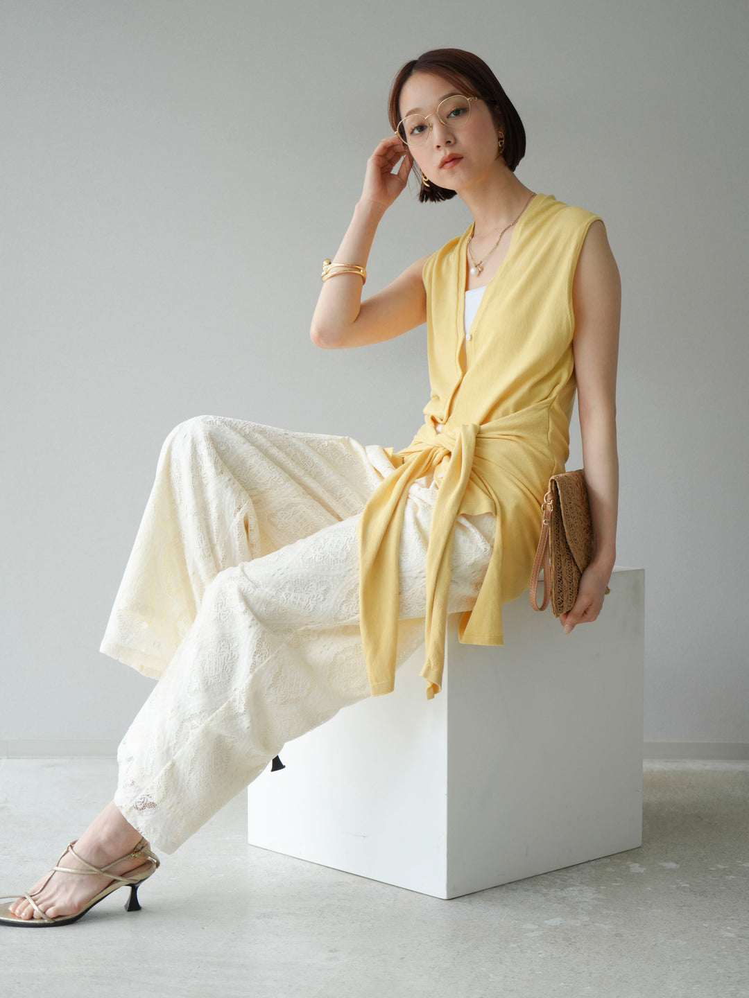 [SET]腰巻きデザインノースリーブニットカーディガン+レースタックイージーパンツ(2set)