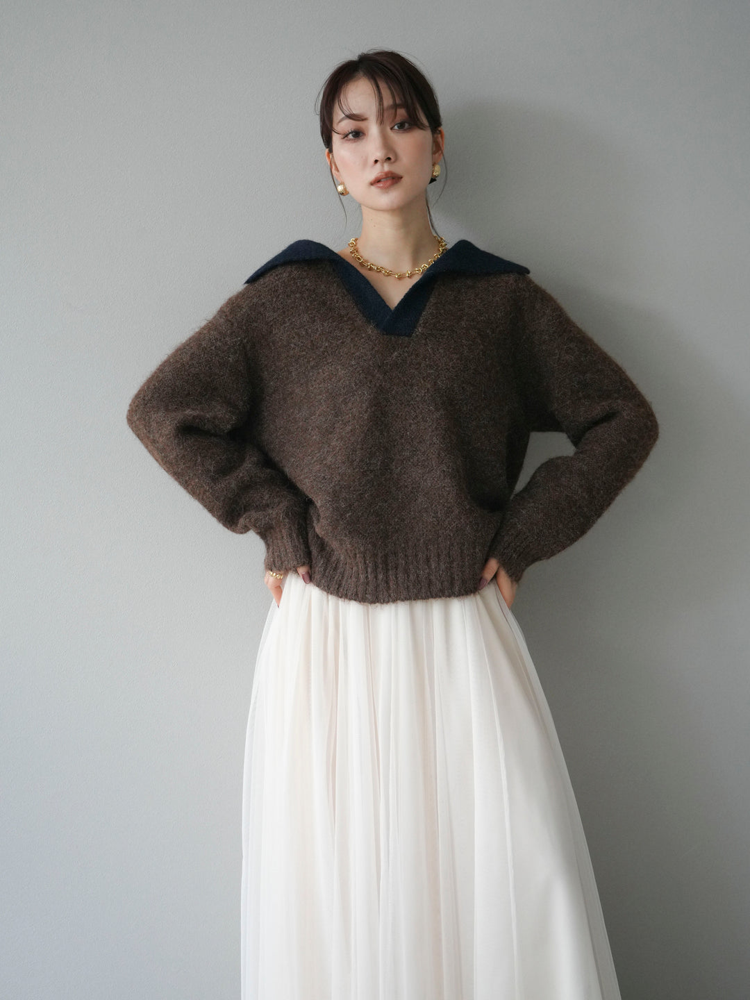 [予約]バイカラー襟付きニットプルオーバー/brown