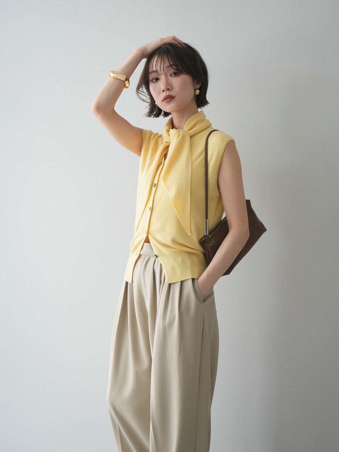[予約]スカーフ付Vネックニットベスト/yellow