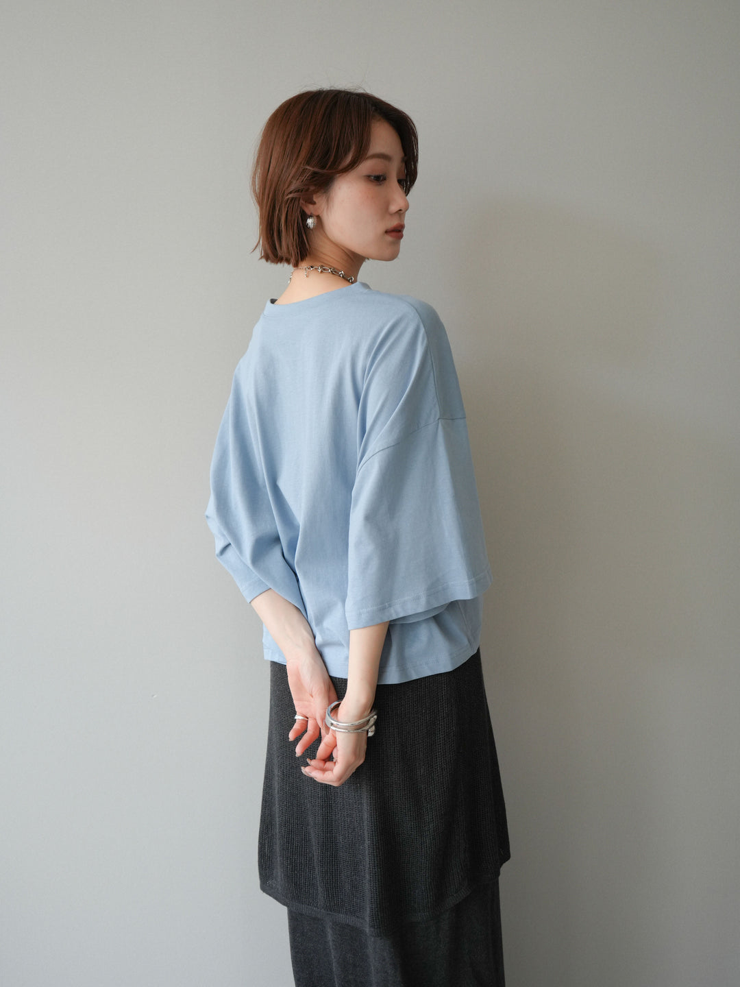 [予約]ボックスシルエットロゴTEE/blue