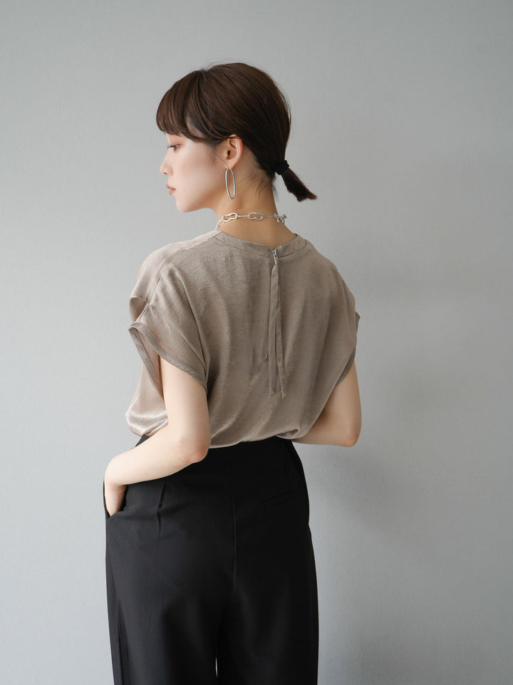 [Pre-order] Back zip tuck shoulder washer satin top/greyish beige