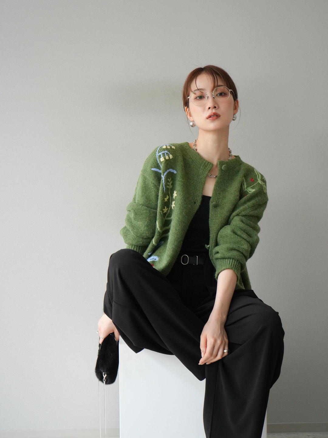 [SET]フラワー刺繍ニットカーディガン+ベルト付タックワイドパンツ(2set)