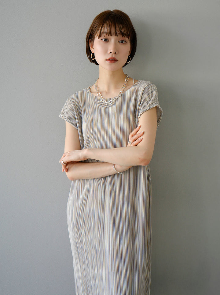 [Pre-order] Multi-pleat French sleeve dress/gray